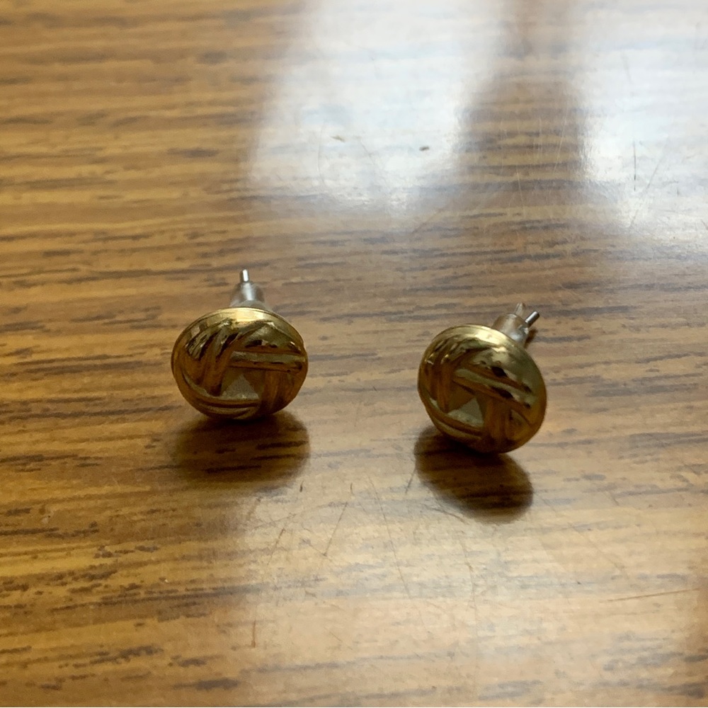 Gold Love Knot Stud Earrings - Picture 3 of 8